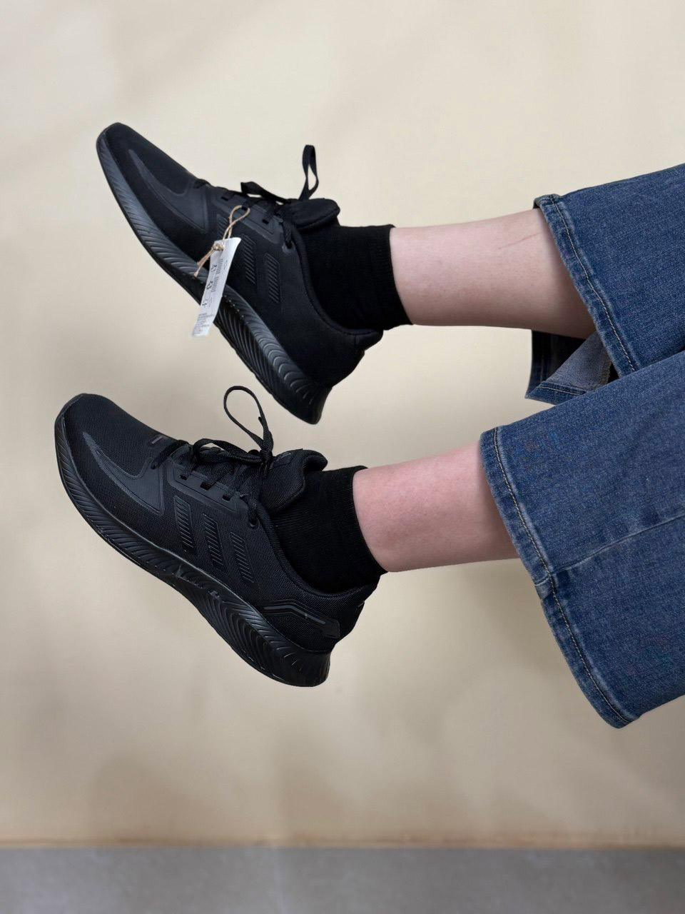 کتونی زنانه آدیداس مدل ران فالکون2