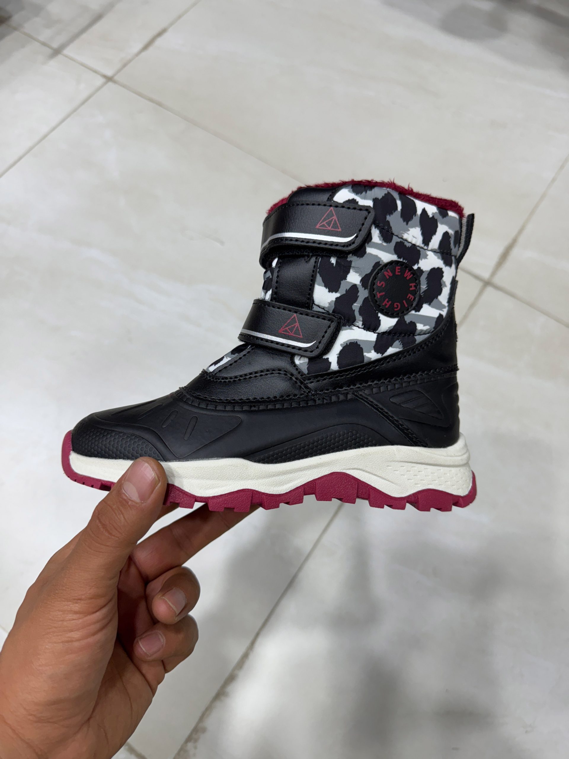 پوتین بچگانه ضد آب پیپرتس